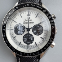 Omega Speedmaster Snoopy (300302CH)