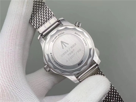 Replica Omega Seamaster 007 (300203CH)